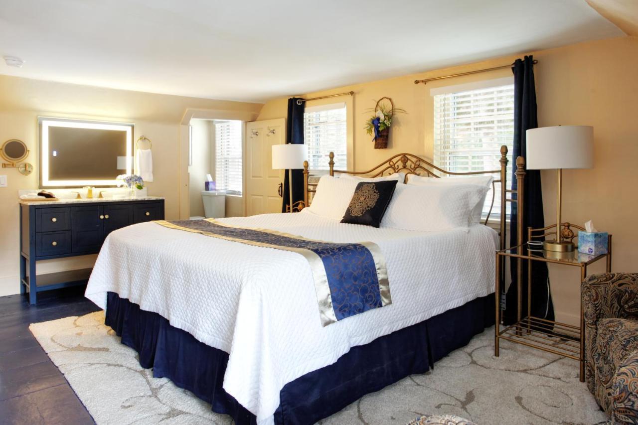 Inn On Main Yarmouth Port Exterior foto